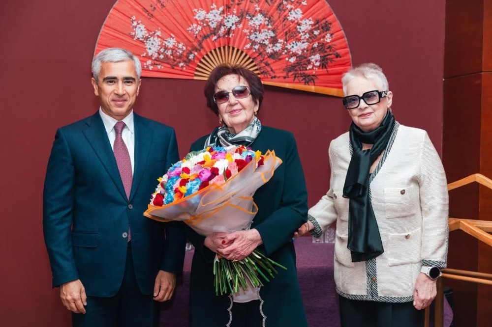 Anar Ələkbərov 90 yaşı tamam olan jurnalisti ziyarət etdi - FOTOLAR